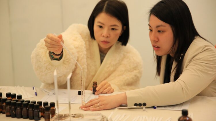 紡織公主香氛夢 文創平台助力打造個人品牌 紡織公主Julie香氛夢 文創平台助力打造個人香氛品牌 引領市場新風潮