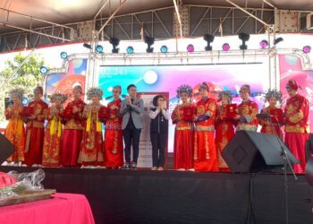 「2024臺中東勢新丁粄節」盛大登場    外國使節齊賀喜    新人新丁樂開懷