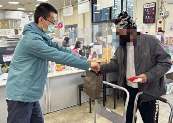 竹東鎮公所關懷低收入戶發放物資及慰問金  310戶受惠