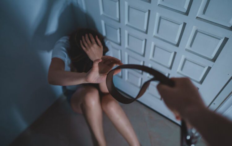 恐怖情人分手好困難?大愛徵信社傳授4大絕招 有效反制恐怖情人! 恐怖情人分手好困難?大愛徵信社傳授4大絕招 有效反制恐怖情人!