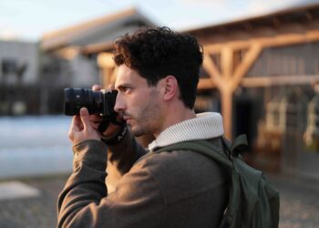 Sony 發表新款 FE 24-50mm F2.8 G 全片幅大光圈標準變焦鏡頭