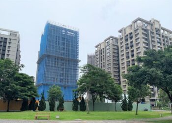 預售簽1個月「查實價」　屋主鬱卒到賣房！網示警：反而花更多