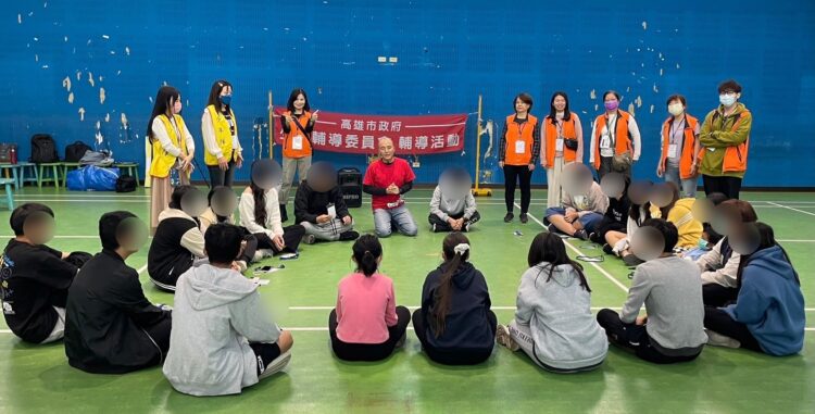 高市少年隊、少輔會帶領少年關懷弱勢 攜手育幼中心院生徜徉戲劇世界 高市少年隊、少輔會帶領少年關懷弱勢-攜手育幼中心院生徜徉戲劇世界