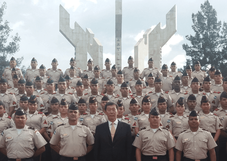 顛覆對拉丁美洲軍官的刻板觀感 顛覆對拉丁美洲軍官的刻板觀感