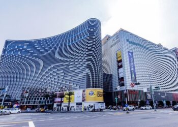 來高雄「大立」換季不換肌-護膚養生做自己的女王