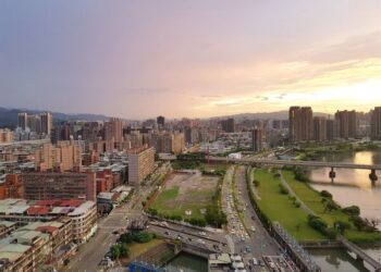 2月全台交易量縮近3成！「這縣市」影響最大…專家分析主因是「它」