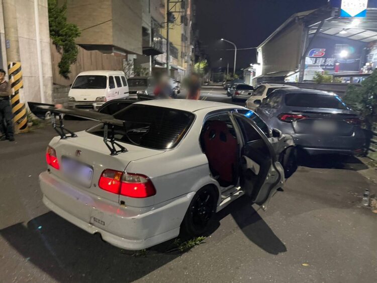 夜間巡邏鷹眼見毒通車輛-追緝過程遭衝撞-湖警正確使用警械-查獲通緝犯及毒品