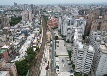 獨家／房市跟著交通走！桃市府首曝鐵路地下化「這站」開發方向
