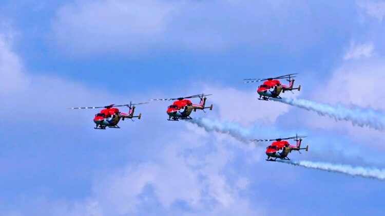 印度孔雀（sarang）特技小組–2024新加坡航空展