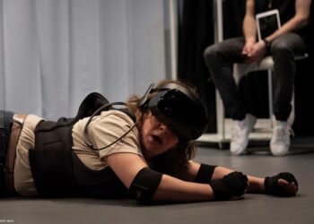 來劇場裡放肆的笑吧！比利時劇團幽默挑戰死亡禁忌