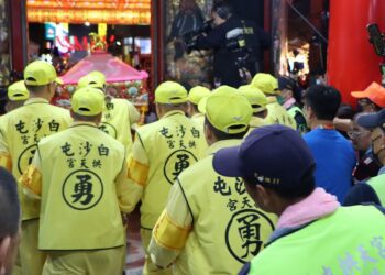 通霄鎮白沙屯拱天宮媽祖3月18日凌晨起駕至北港進香