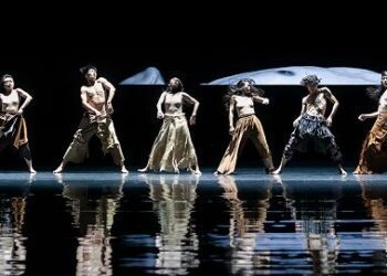 國際巡演大獲好評-睽違五年毛月亮再度來襲