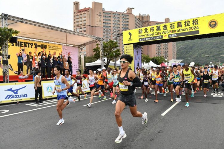 2024萬金石馬拉松-肯亞選手 cyrus-kipkemboi奪冠破男子組大會紀錄-周庭印、謝千鶴拿下國內組冠軍