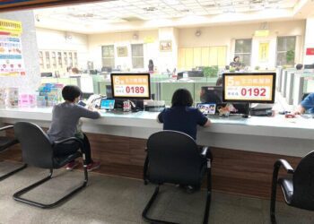 父突過世…共同繼承遭兄弟擺爛拖累！稅務局揪「問題」：仍要負連帶責任