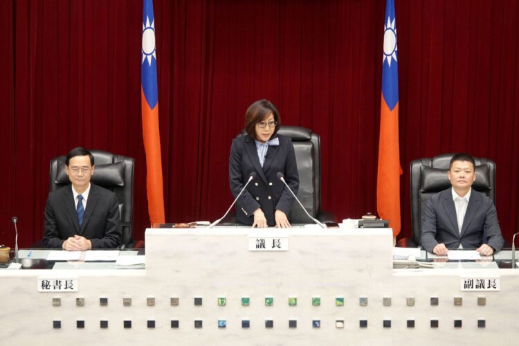 高雄市議會第4屆第3次定期大會開幕 康議長期許議會為沒有顏色的政治討論場域 高雄市議會第4屆第3次定期大會開幕-康議長期許議會為沒有顏色的政治討論場域