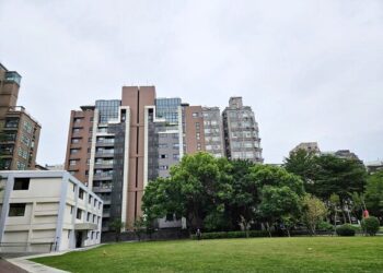 被當盤子？與鄰居價差60萬　達人揭「買貴3關鍵」