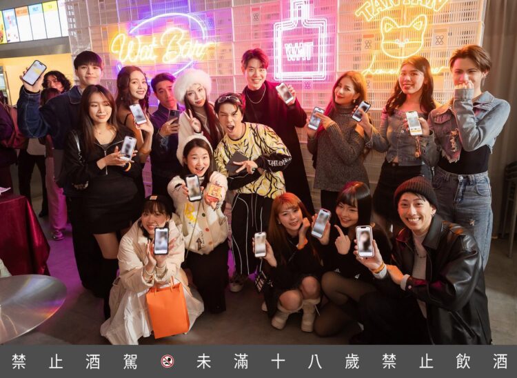 交友平台助脫「畜」 年度酒吧饗宴嗨翻 交友平台助脫「畜」 年度酒吧饗宴嗨翻