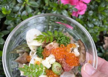 台中米其林入選餐廳飛花落院歡慶三週年  藍花楹、製茶人、料理入魂