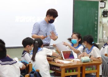 高雄市推動師生合法工具軟體  參與註冊抽大獎