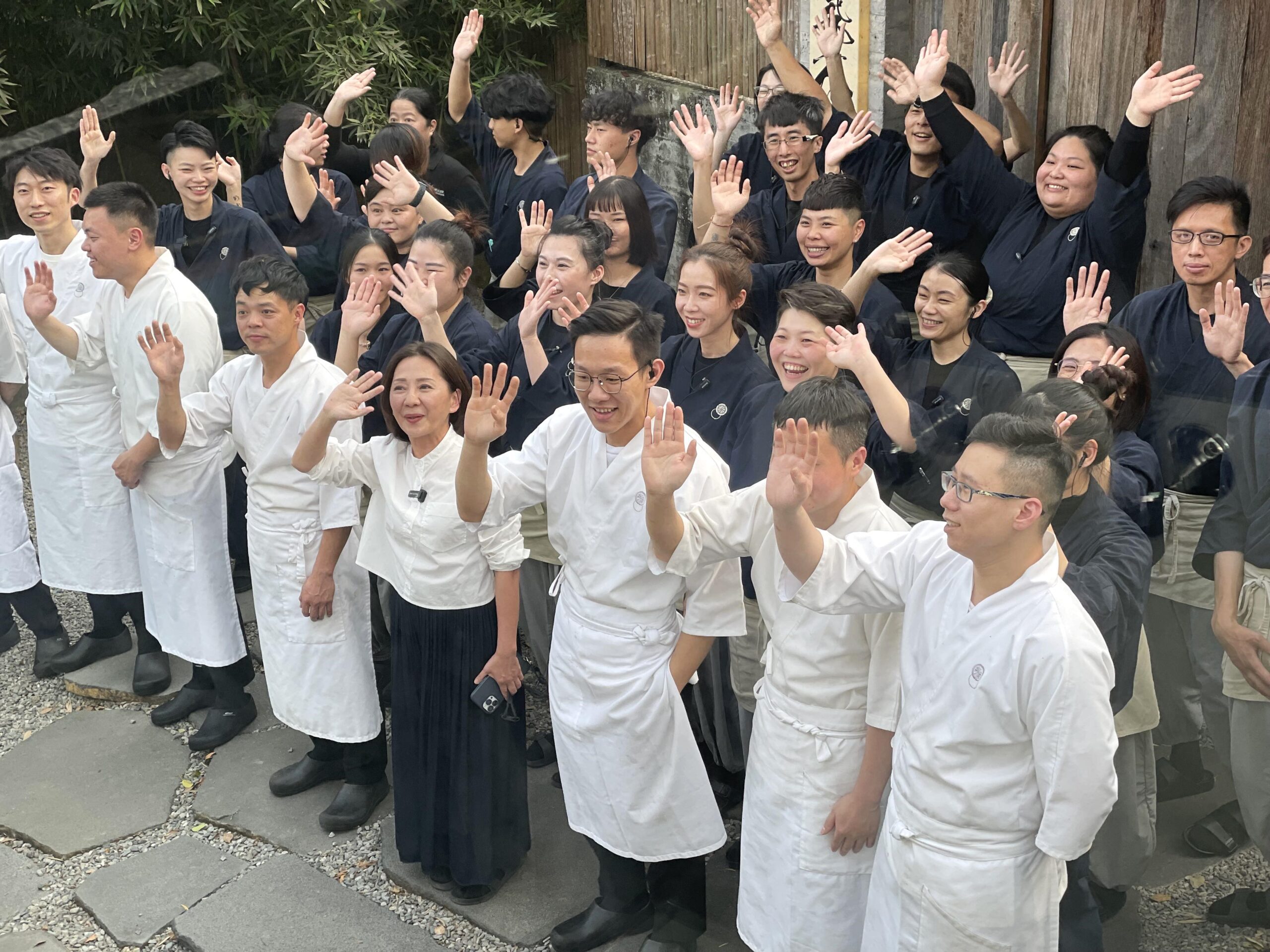 台中米其林入選餐廳飛花落院歡慶三週年 藍花楹、製茶人、料理入魂 台中米其林入選餐廳飛花落院歡慶三週年 藍花楹、製茶人、料理入魂