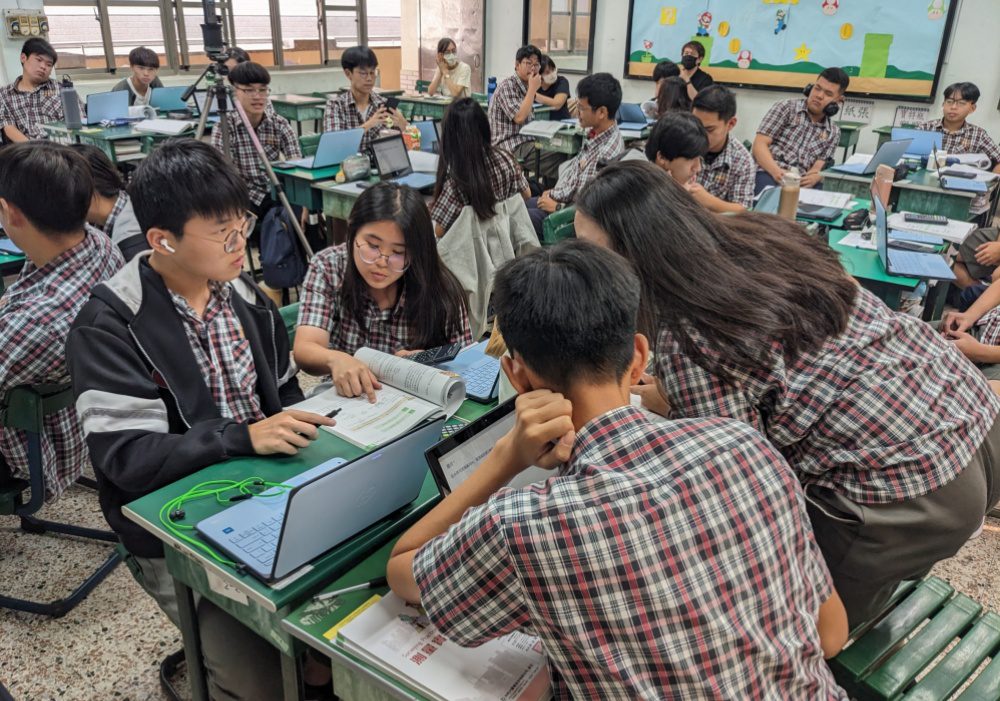 高雄市推動師生合法工具軟體 參與註冊抽大獎