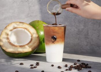 年輕時尚咖啡茶飲品牌歡慶新品上市