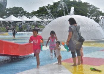 兒童節「期間限定」-高市星光公園戲水區快閃開放