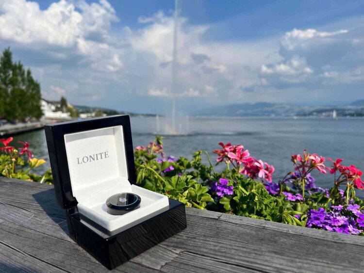 紀念逝去的摯愛！骨灰變寶石-「鑽石葬」成新選擇