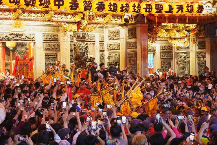 大甲媽9天8夜遶境正式登場！-黃副市長恭迎起駕祈求台灣平順安康