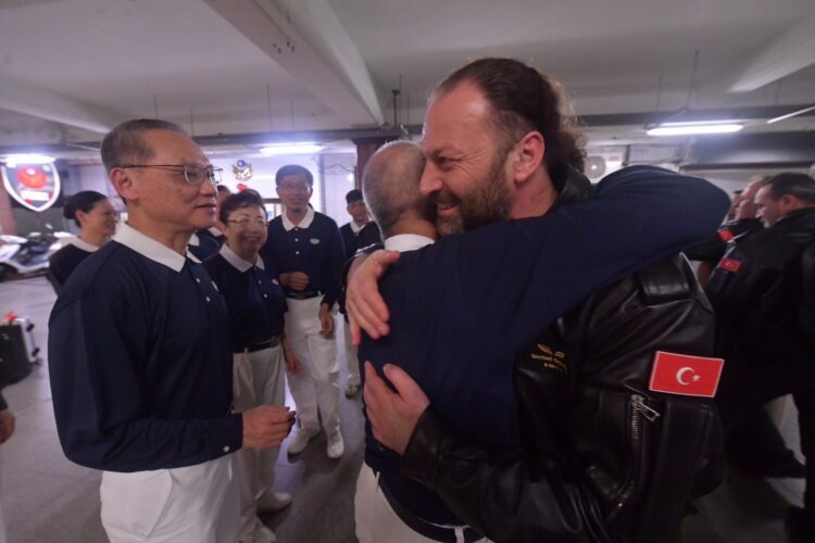 土國無人機救援隊今投入搜救失聯者-慈濟顏博文執行長帶隊親迎感恩