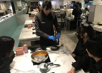 媲美海底撈和鼎泰豐的服務！吃貨網友都推爆這一家