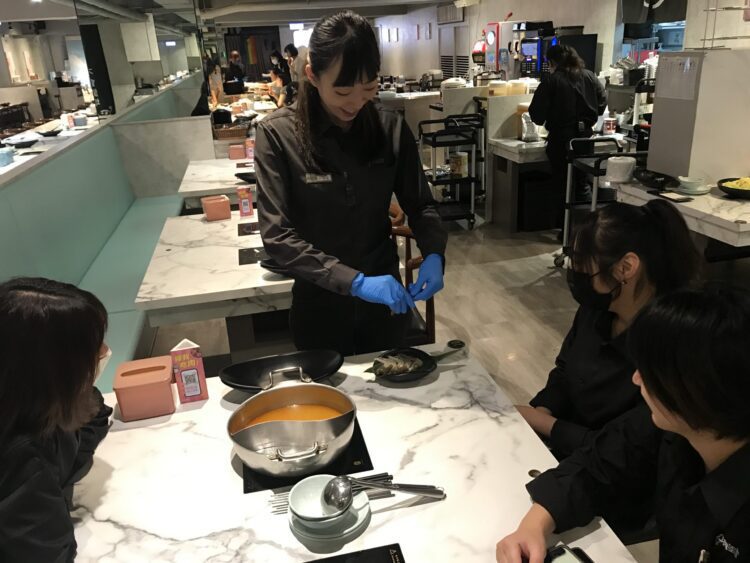 媲美海底撈和鼎泰豐的服務！吃貨網友都推爆這一家