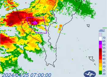 中央氣象署針對「高雄市、屏東縣」發布大雷雨即時訊息