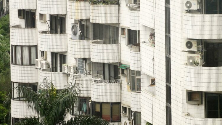 買到社區最高價...「一坪貴5萬」如何調適?過來人1句笑到睡不著 買到社區最高價…「一坪貴5萬」如何調適?過來人1句笑到睡不著