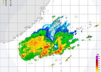 中南部雨彈繼續轟-今日西半部、離島慎防大雨！
