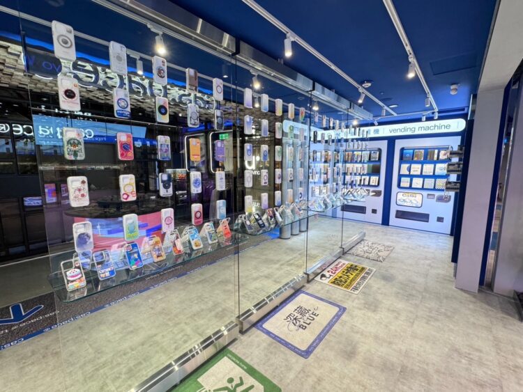 競爭白熱化 日原宿潮牌手機殼專賣店落腳信義區 競爭白熱化 日原宿潮牌手機殼專賣店落腳信義區