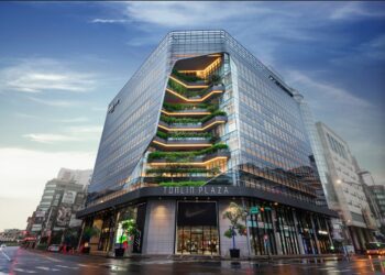 百貨母親節滿額贈當禮物 網熱議：實用