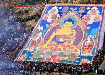 體驗西藏年度最大慶典　不可錯過「雪頓節」曬大佛