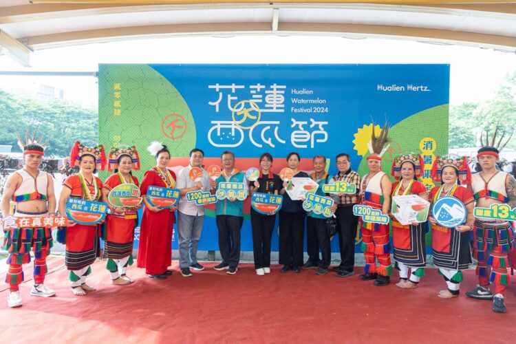 花蓮縣政府攜手縣農會、玉溪農會 首日銷售大西瓜破千顆