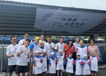 舞動游泳教學 學童樂翻天