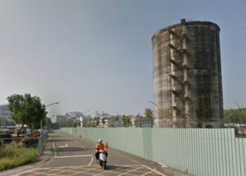 媒體大亨砸43億買水泥廠！玩「變更」土地煉金術受關注