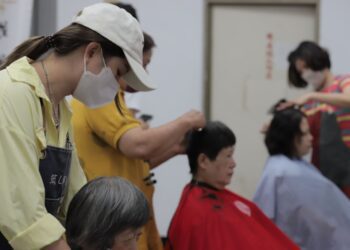 民眾黨高雄市黨部-「與眾無敵愛媽咪-母親節活動」