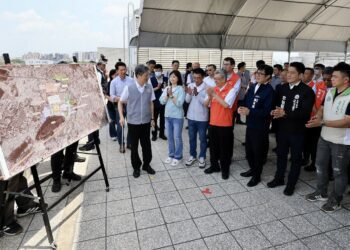 陳建仁卸任前視察楠梓園區聯外交通計畫推動情形