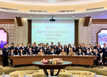 陳其邁任內首次府外市次政會議移師佛光山