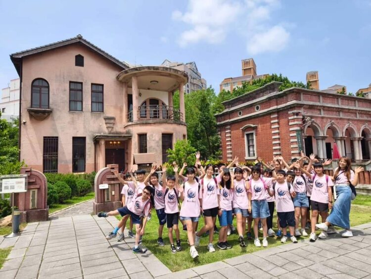 來臺中創作專屬的迷你博物館吧！