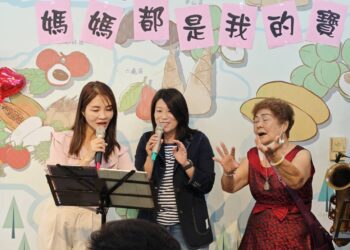 國民黨高市黨部邀百位媽媽包元寶-慶祝母親節　