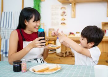 兒大吼讓媽媽煩惱身教出問題，隔天才知原來是在準備「秘密計畫」