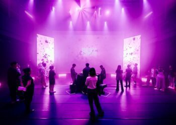 audiovisual-(av)-男團出道-感覺的邊界大膽挑戰劇場界線