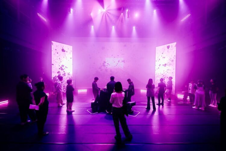 audiovisual-(av)-男團出道-感覺的邊界大膽挑戰劇場界線