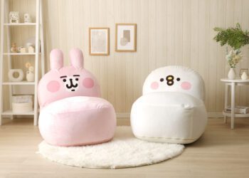 超呆萌「卡娜赫拉」粉紅兔兔和p助沙發椅-療癒預購熱銷中